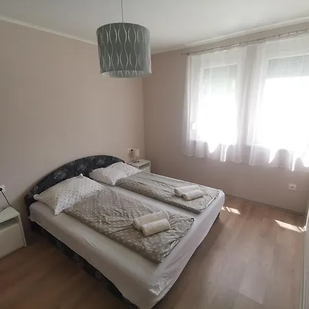 Zeteny Vendeghaz Konukevi Vonyarcvashegy